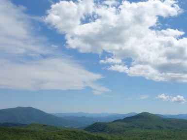 长白山奶头山女真风景区