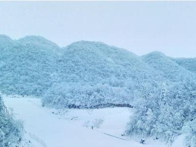 东山峰滑雪场