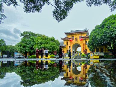 独秀峰王城景区