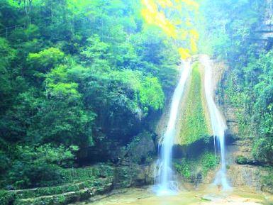 牛角寨瀑布景区